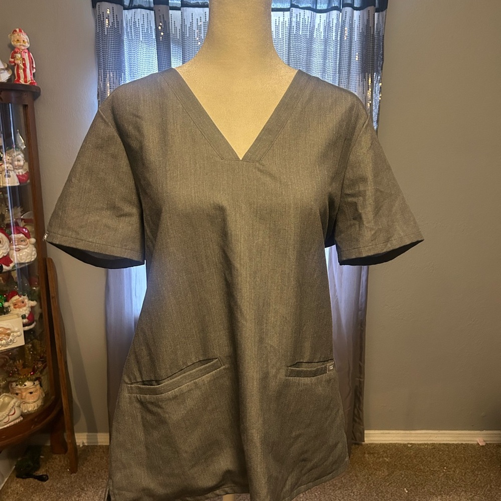 Figs Gray V-Neck Women's Tunic